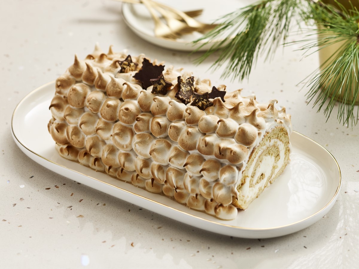 Maple Alaska Log Cake - Maple from Canada