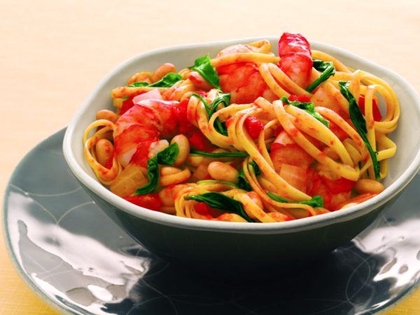 Linguine with White Beans & Shrimp - Maple from Canada
