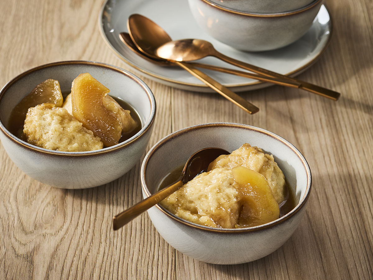 Dumplings & Apples in Maple Syrup - Maple from Canada