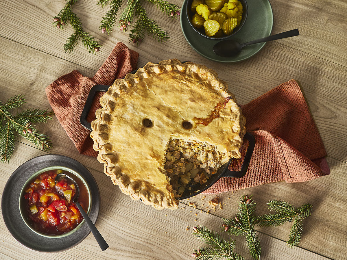 Meat Pie with Maple Syrup - Maple from Canada