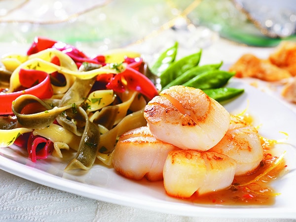 Scallops with Lemon and Maple Dressing