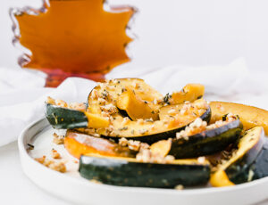 Maple Rosemary Roasted Acorn Squash