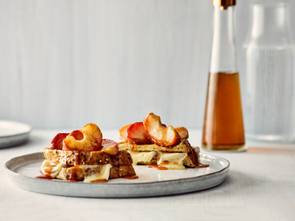 Maple Apple-Cinnamon French Toast